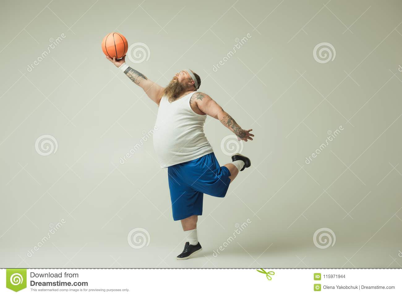 Featured image of post Fat Guy Playing Basketball