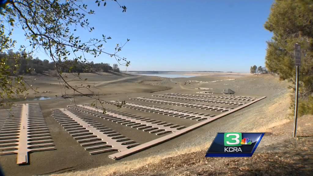 picture Folsom Lake Low Water Level