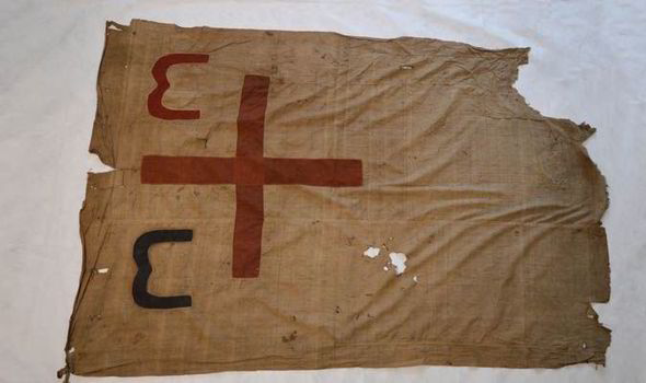 pics Maori Flag Old