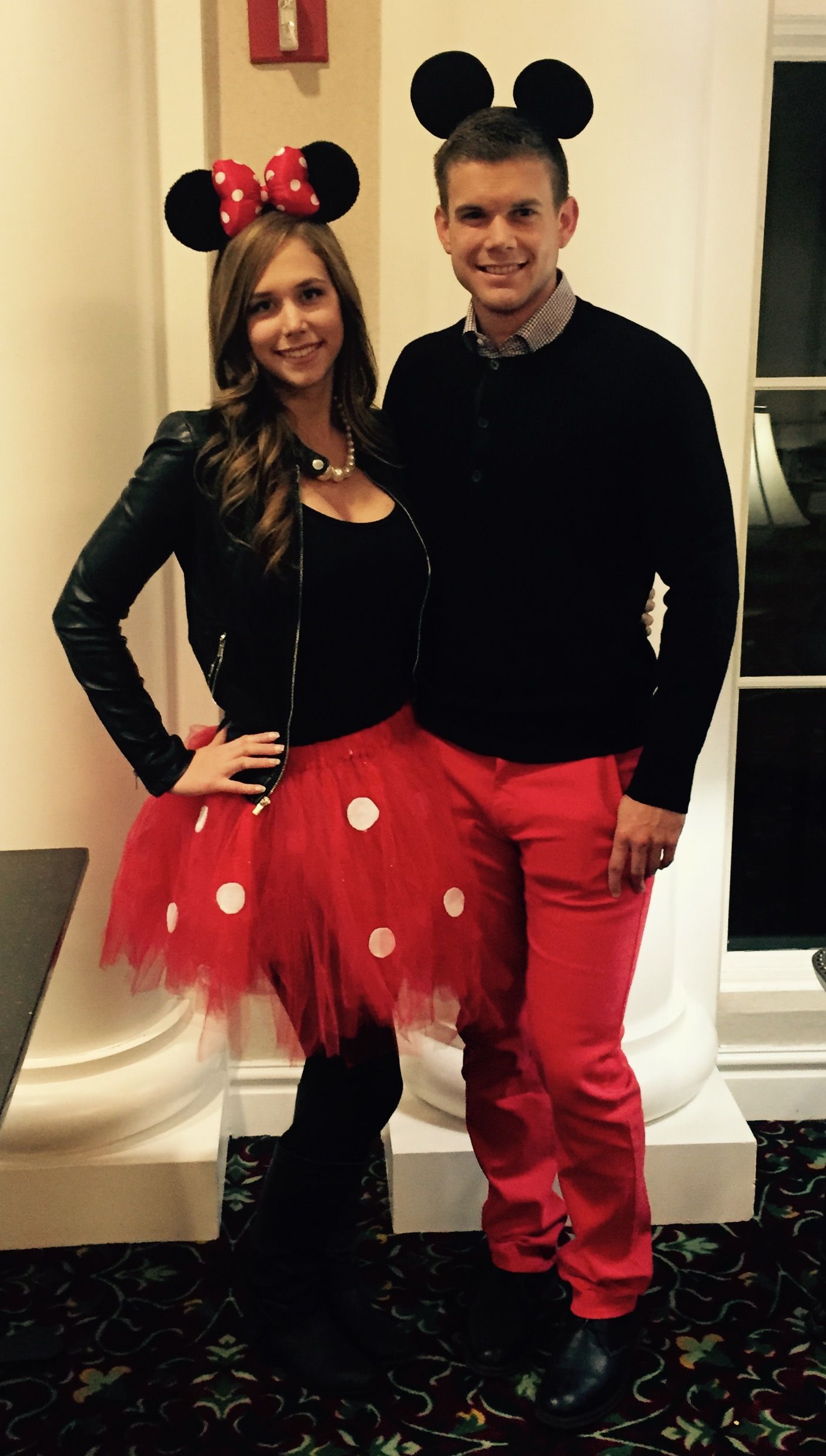 Featured image of post Mickey And Minnie Mouse Halloween Costumes