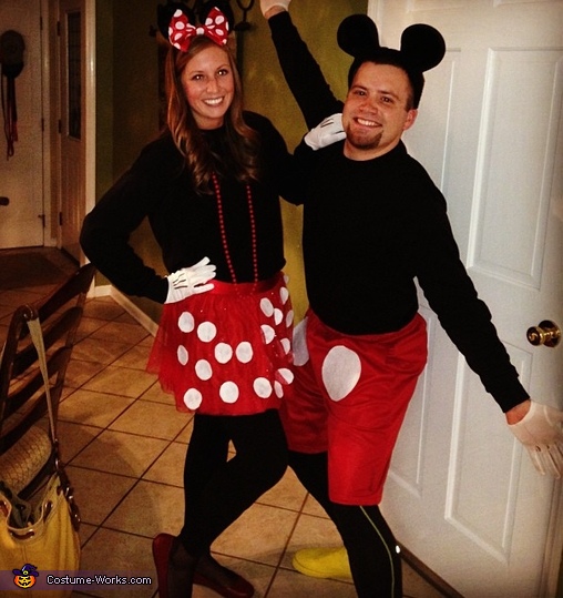 photo Mickey And Minnie Mouse Halloween Costumes